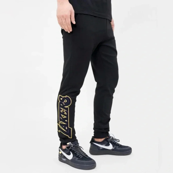 NBA LOS ANGELES LAKERS CLASSIC CHENILLE MEN'S JOGGER - Picture 1 of 13